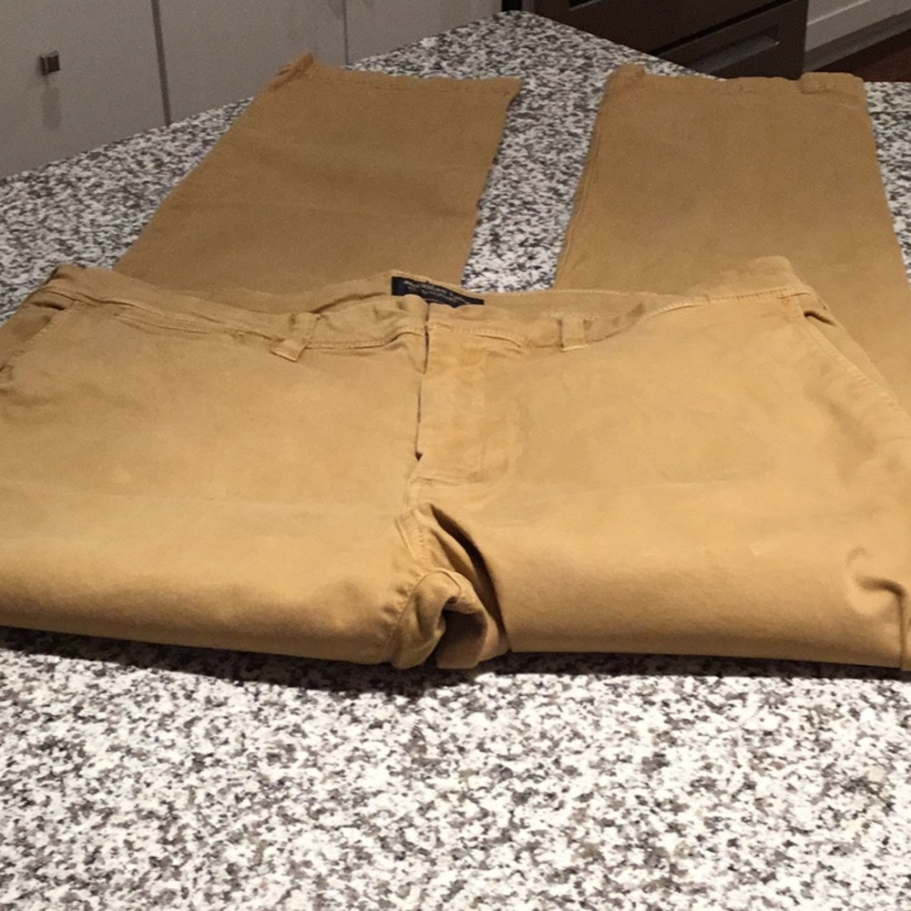 American Eagle casual pants